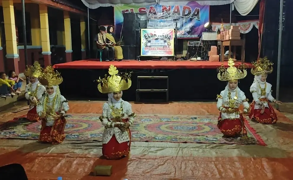 Beragam Kesenian Tari dan Penilaian Tumpeng Meriahkan Puncak Kemerdekaan Republik Indonesia ke-80 di Desa Kota Dalam