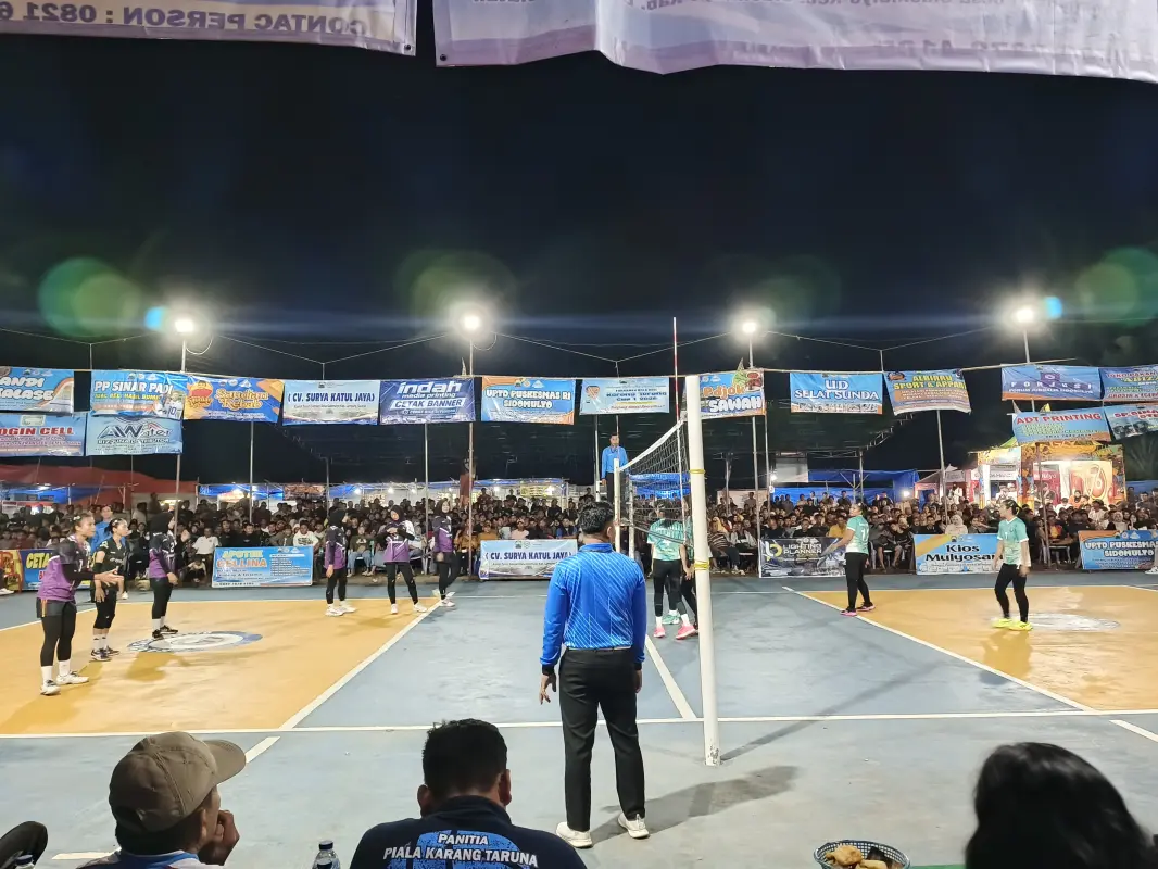 Miris! Bursa Perjudian Warnai Open Turnamen Bola Voli Karang Taruna Sidomulyo Cup 1