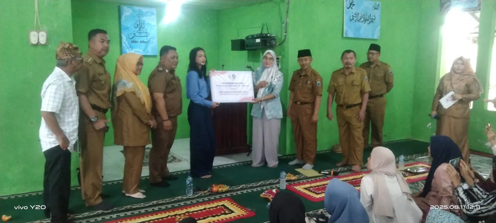 Ruby Chairani Syiffadia Salurkan PIP di SMPN 1 Kalianda, Dorong Generasi Muda Lampung Selatan Raih Impian