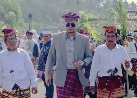 Keluarga Keratuan Lampung Selatan, Soroti Kondisi Tugu Tuping di Dermaga Bom Kalianda