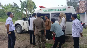 Respon Cepat Camat Sidomulyo, Lansia Terbaring Sakit Segera Dibantu Penanganan ke Rumah Sakit
