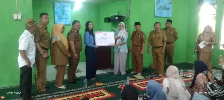 Ruby Chairani Syiffadia Salurkan PIP di SMPN 1 Kalianda, Dorong Generasi Muda Lampung Selatan Raih Impian